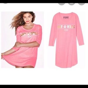 Victoria’s Secret PINK sleep shirt *like new*